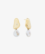 Carter Pearl Drop Earring