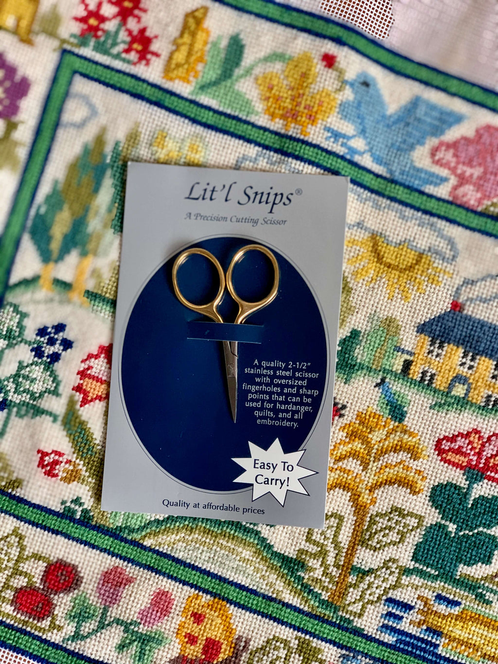 Lit'l Snips Gold – Erica Wilson